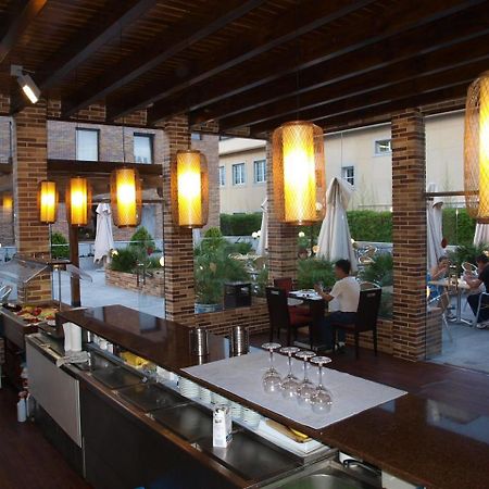 Dinastia Hotell Getafe Eksteriør bilde