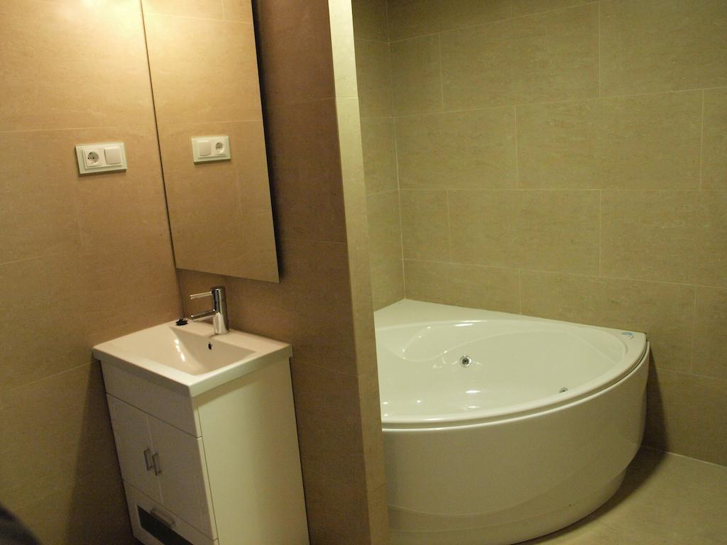 Dinastia Hotell Getafe Eksteriør bilde