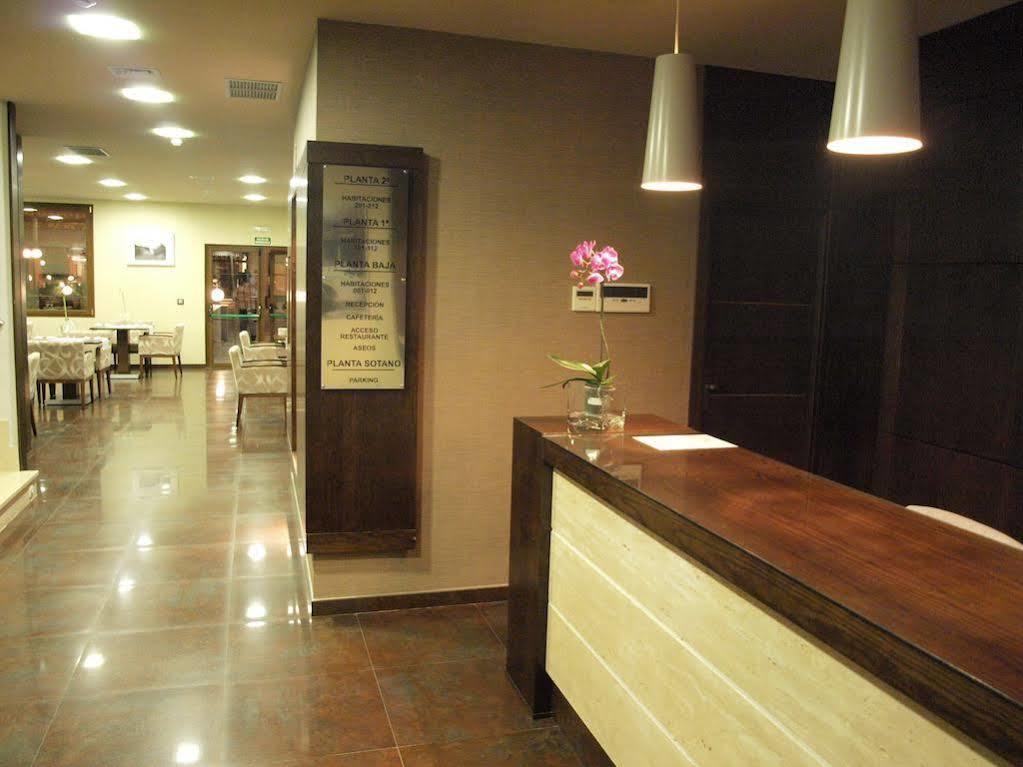 Dinastia Hotell Getafe Eksteriør bilde